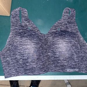Victoria Secret Sport Bra. Great Condition.